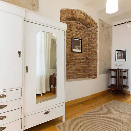 Great Location & 1bd &1lvr **taksim*galata** *